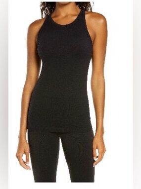 Zella Pure seamless
Ribbed Racerback Tank M
